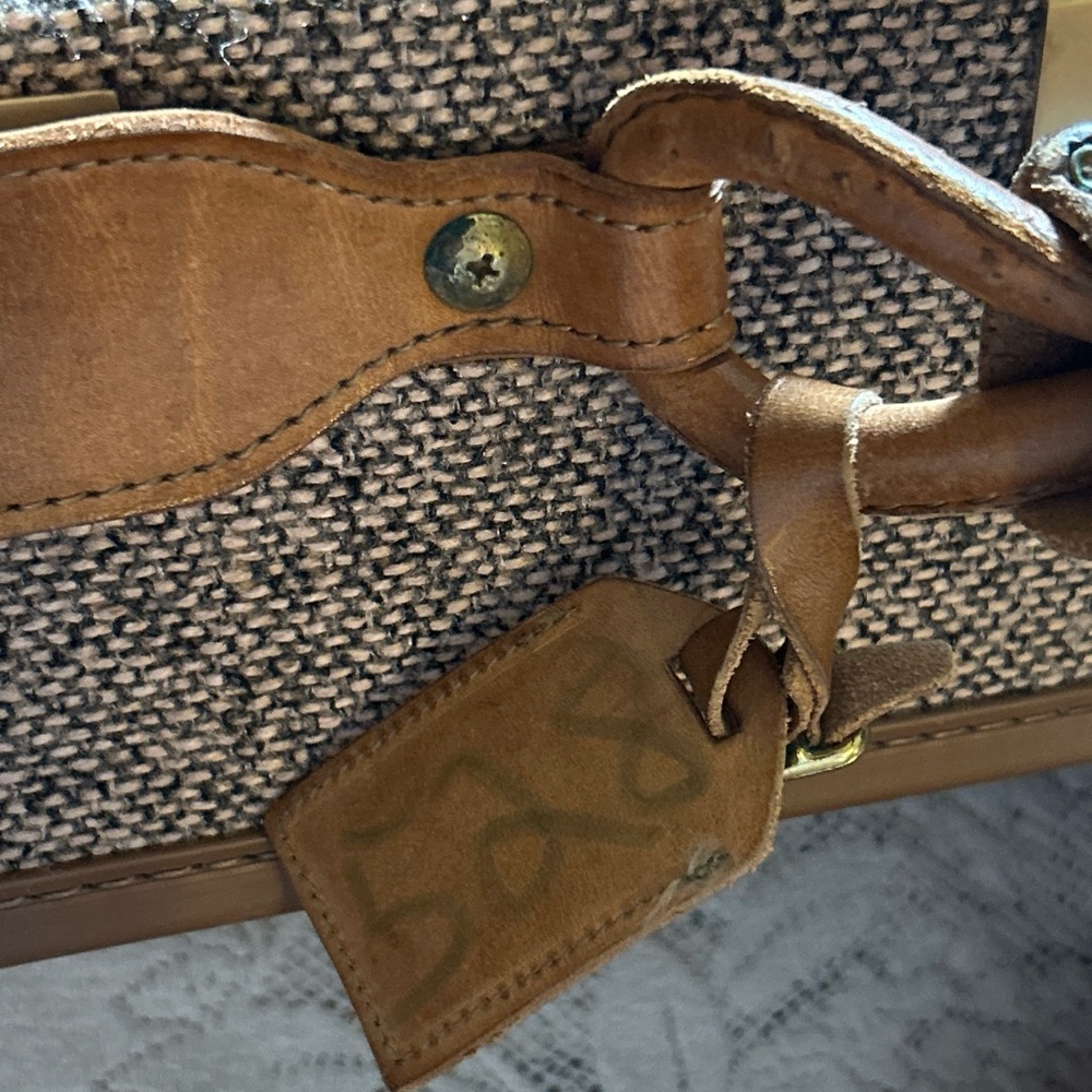 Vintage Hartmann Luggage 21 inch Tweed Suitcase - Picture 11 of 15
